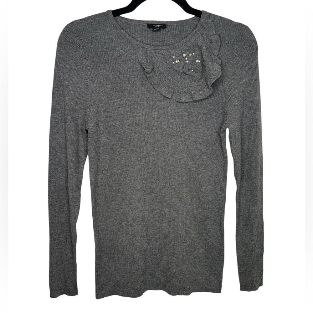 Ann Taylor Grey Ribbed Cashmere Wool Silk Blend Embellished Neck Sweater Medium
